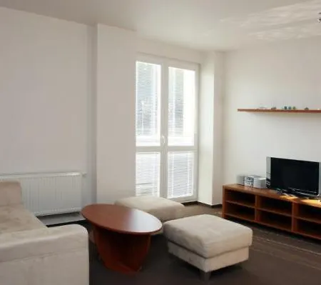 아파트 Lovely In The Heart Of 타란스카 스트르바